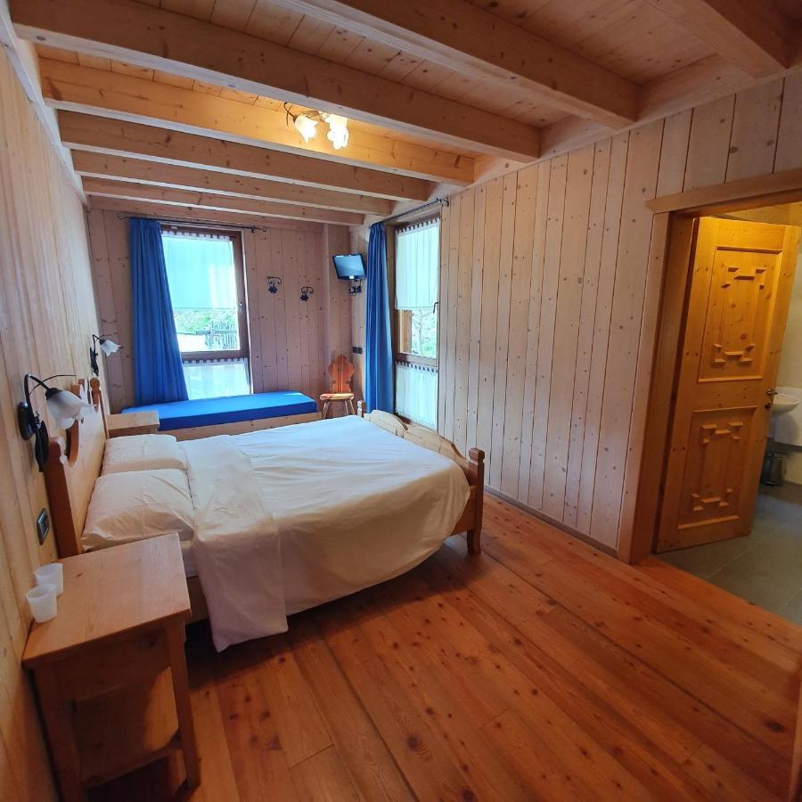 Hotel Chalet Val Di Rabbi Exterior photo