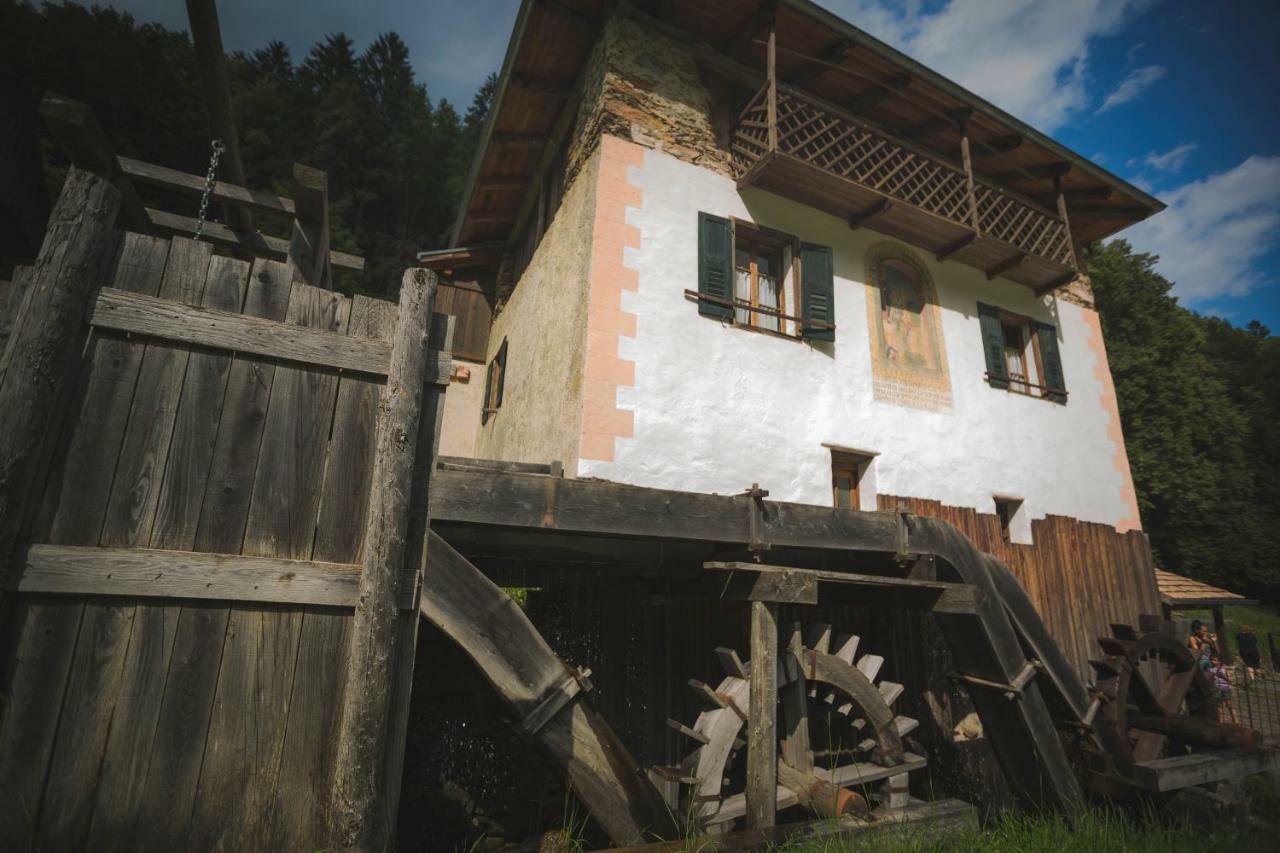 Hotel Chalet Val Di Rabbi Exterior photo